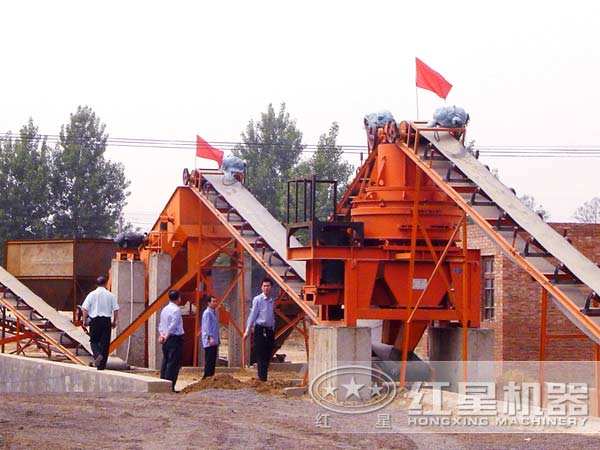 紅星機(jī)器專家到現(xiàn)場(chǎng)進(jìn)行指導(dǎo)